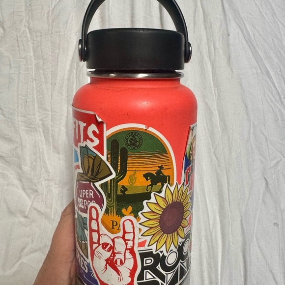 Hydroflask - Picture 4 of 6
